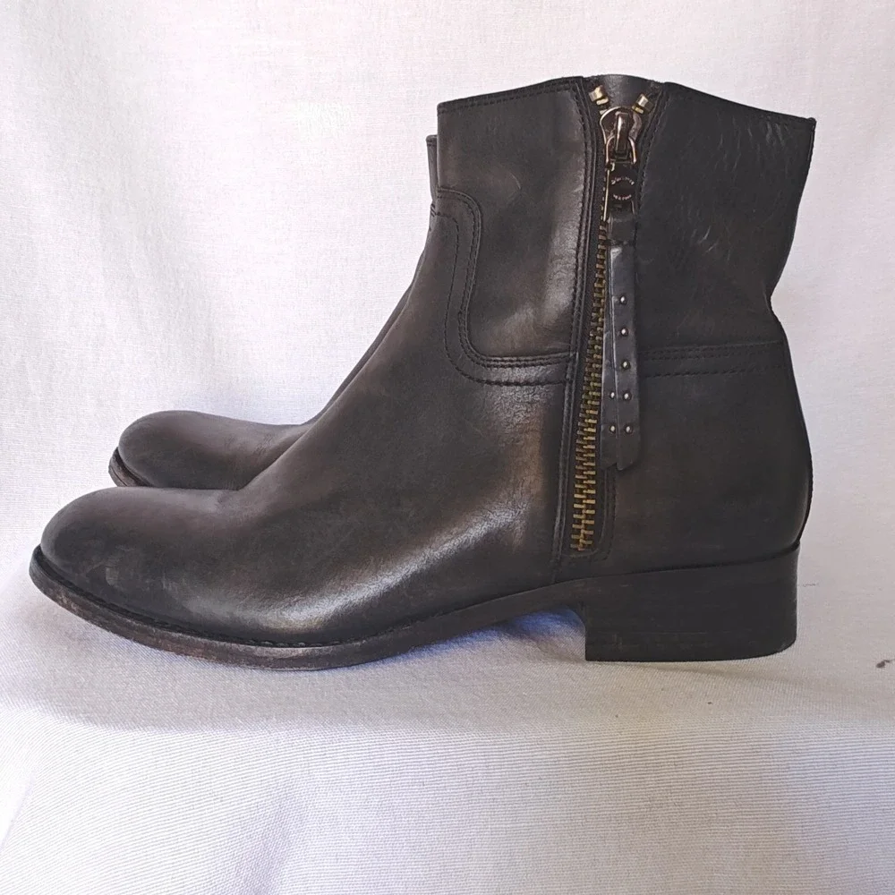 Coach Ankle Boots Womens‎ Black Leather Side Zip Low Block Heel Sample